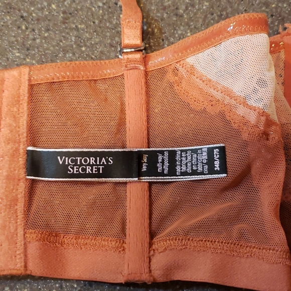 Bra - Picture 3 of 3